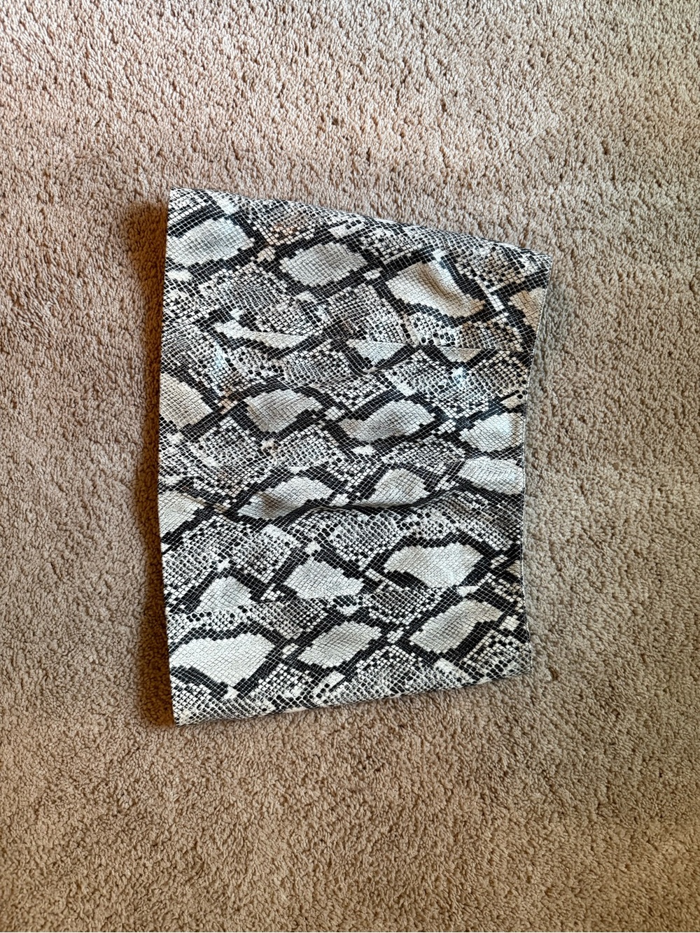 Rag & Bone lined Lambskin mini skirt in snake print - size 2